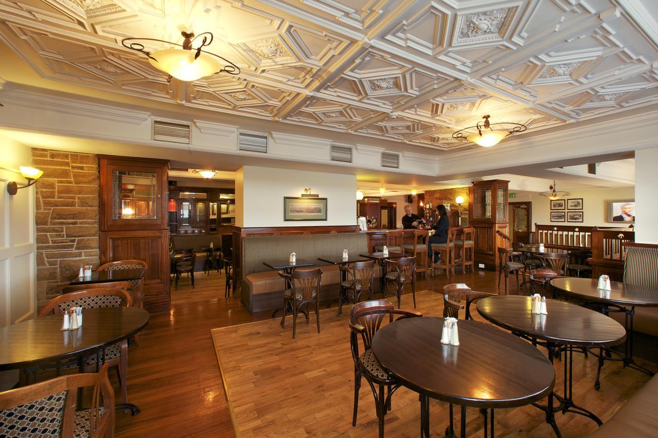 Walter Raleigh Hotel Youghal Esterno foto